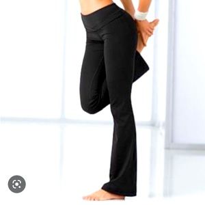 Victoria Sport size sm black yoga pant